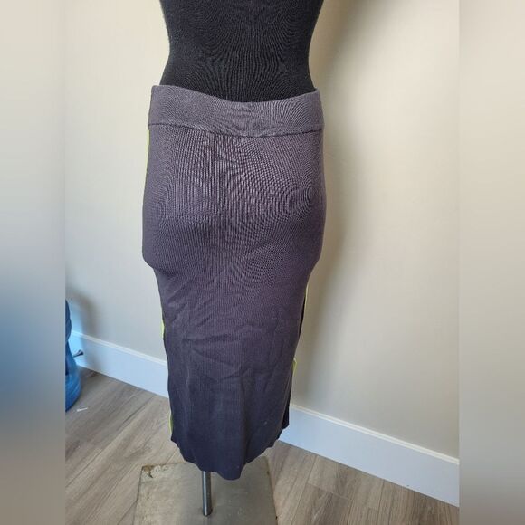Anthropologie Ribbed Knit Skirt Sporty Midi Sleek Loungewear Ribknit Gray Medium - Picture 4 of 12